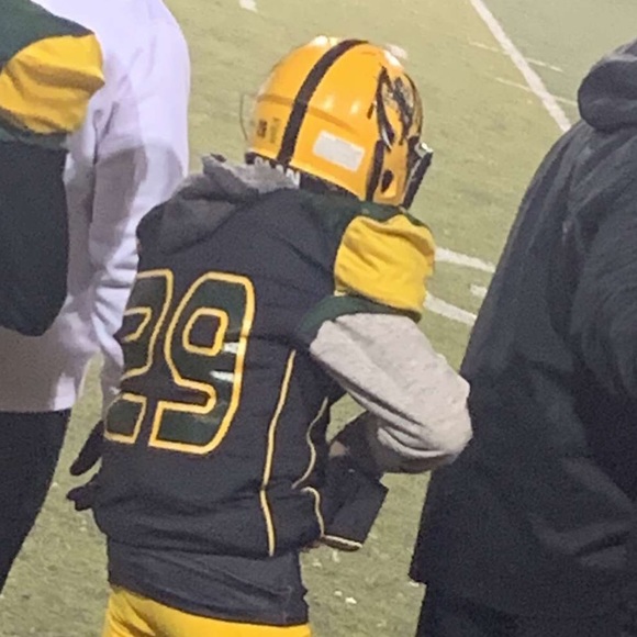 Meet your Posher, Alejandro - Picture 1 of 1